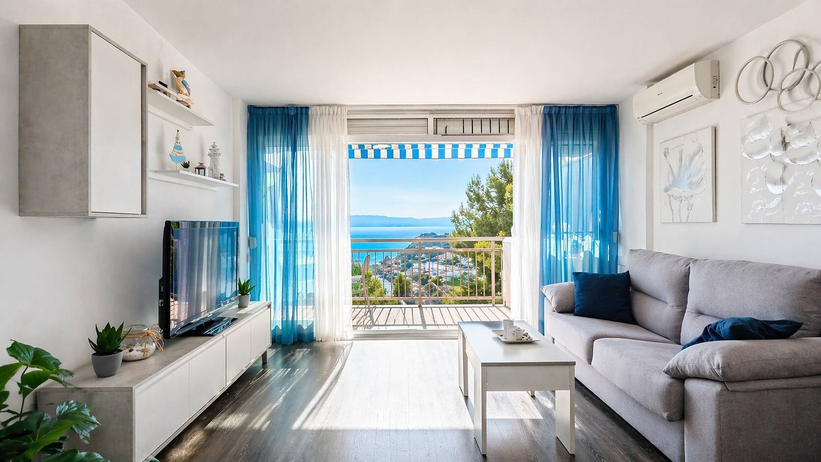 Apartamento entero, Apartamento Calacrancs con vistas al mar, Wi-Fi y aire acondicionado in Salou, Costa Dorada
