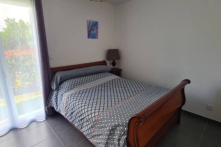 Location de vacances pour 4 personnes, avec jardin à Mudaison - 2