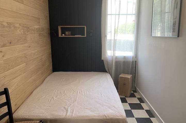 Location de vacances pour 6 personnes, avec jacuzzi ainsi que terrasse et jardin dans Saint-Marc-sur-Mer - 4