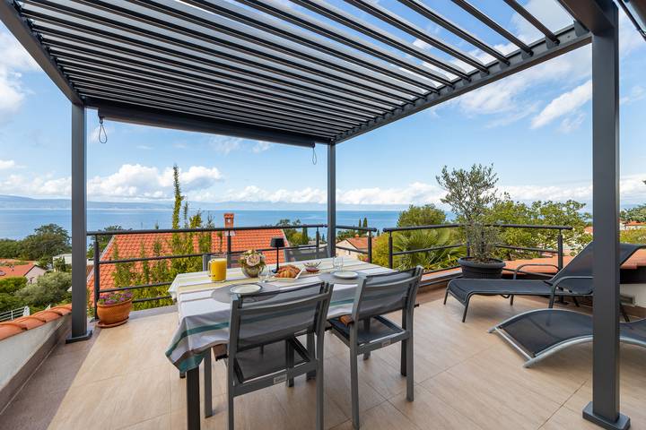 Apartament wakacyjny dla 2 osób, z taras w Njivice