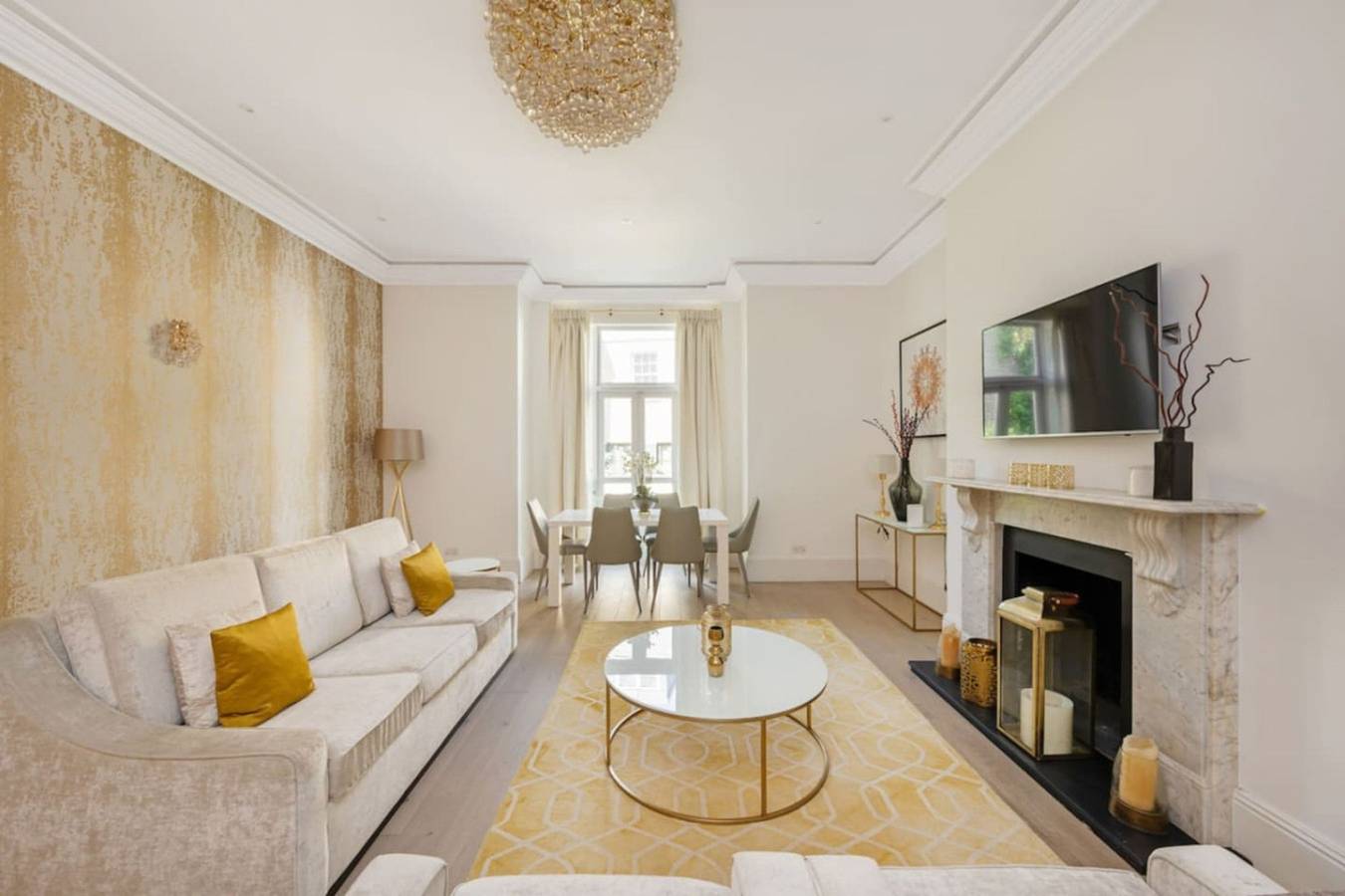 Vacation Rental for 6 Guests in Kensington and Chelsea, London