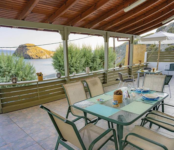 Location de vacances pour 7 personnes, avec vue et jardin, adapté aux familles dans Matala