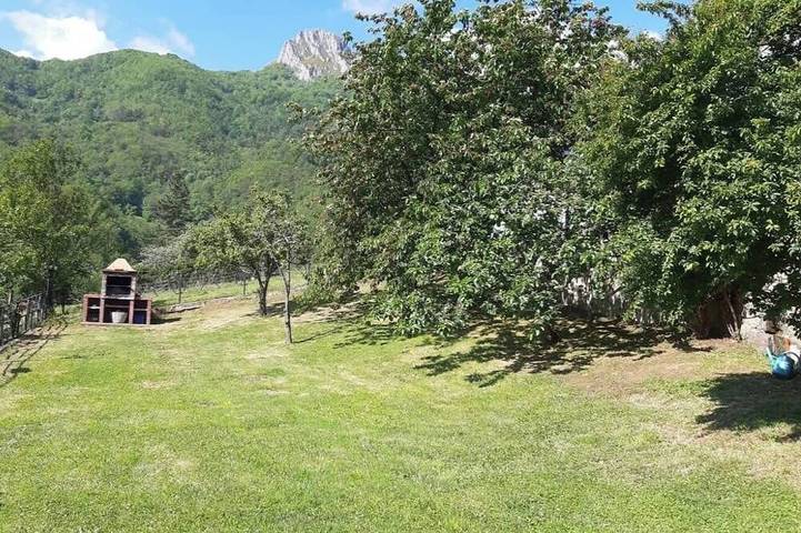 El Fornu. La Quintana de Antón. Asturias. in Lena, Cordillera Cantábrica