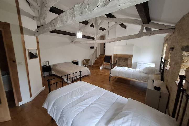 Location de vacances pour 8 personnes, avec jardin et piscine à Pontcirq - 3