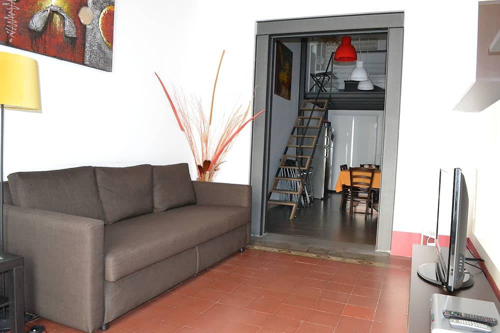 Entire apartment, Loft in the center of Catania for 2 + 2 people in Catania, Catania Province