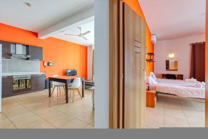 Gîte pour 6 personnes, avec balcon à San Giljan - 4