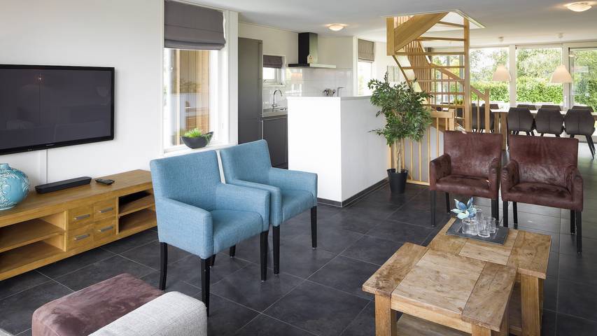 Ferienhaus für 12 Personen, mit Terrasse und Balkon/Terrasse in Friesland - 4