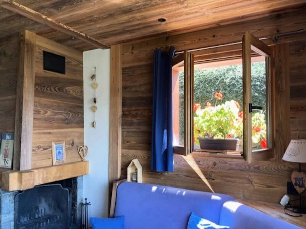 Entire apartment, Apartment in Le Chinaillon near Ski Slopes in Le Grand-Bornand, Annecy region