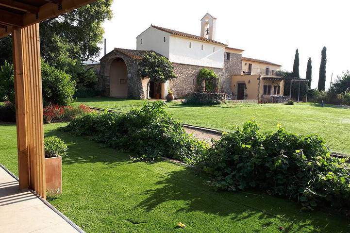 Casa rural para 15 personas, con jardín - 1