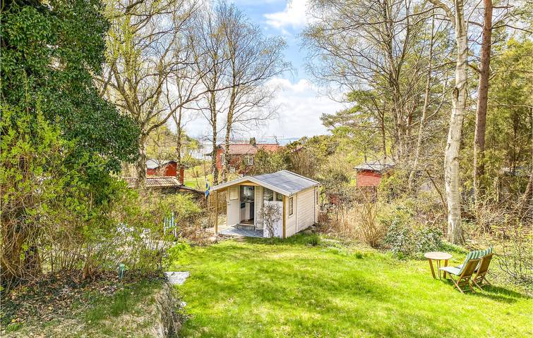 Ferienhaus für 2 Personen, mit Terrasse und Garten in Frillesas
