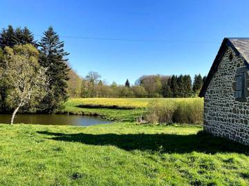 Gîte pour 9 personnes, avec vue sur le lac à Joué-du-Bois