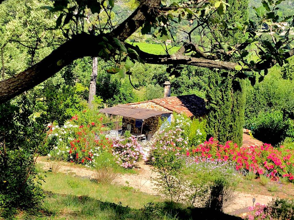 Mazette - Gîtes de charme pour couples in Figanières, Région de Draguignan