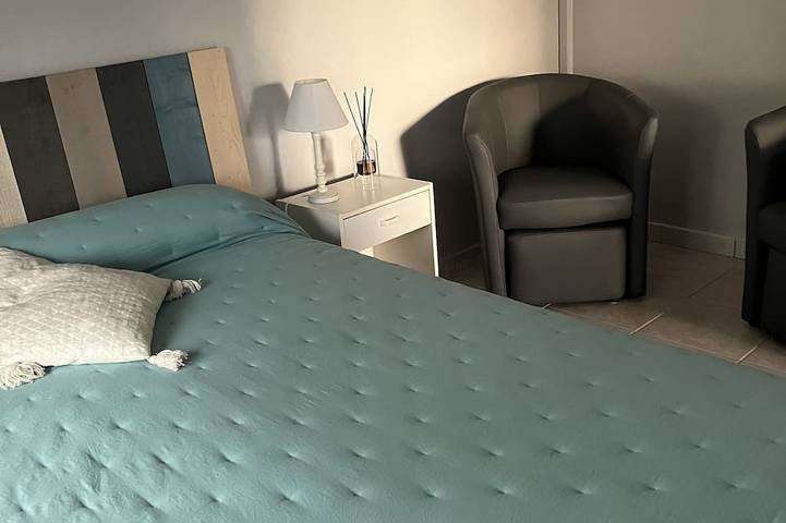 Location de vacances pour 3 personnes, avec terrasse dans L'Aiguillon (Arcachon) - 3