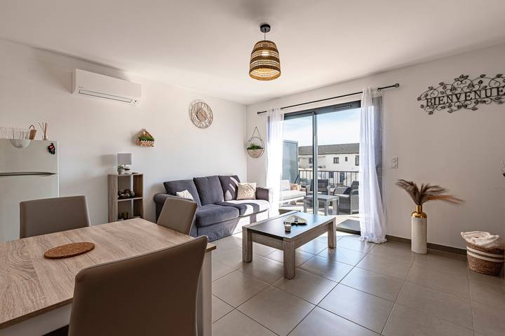 Gîte pour 4 personnes, avec Balcon dans Prunete