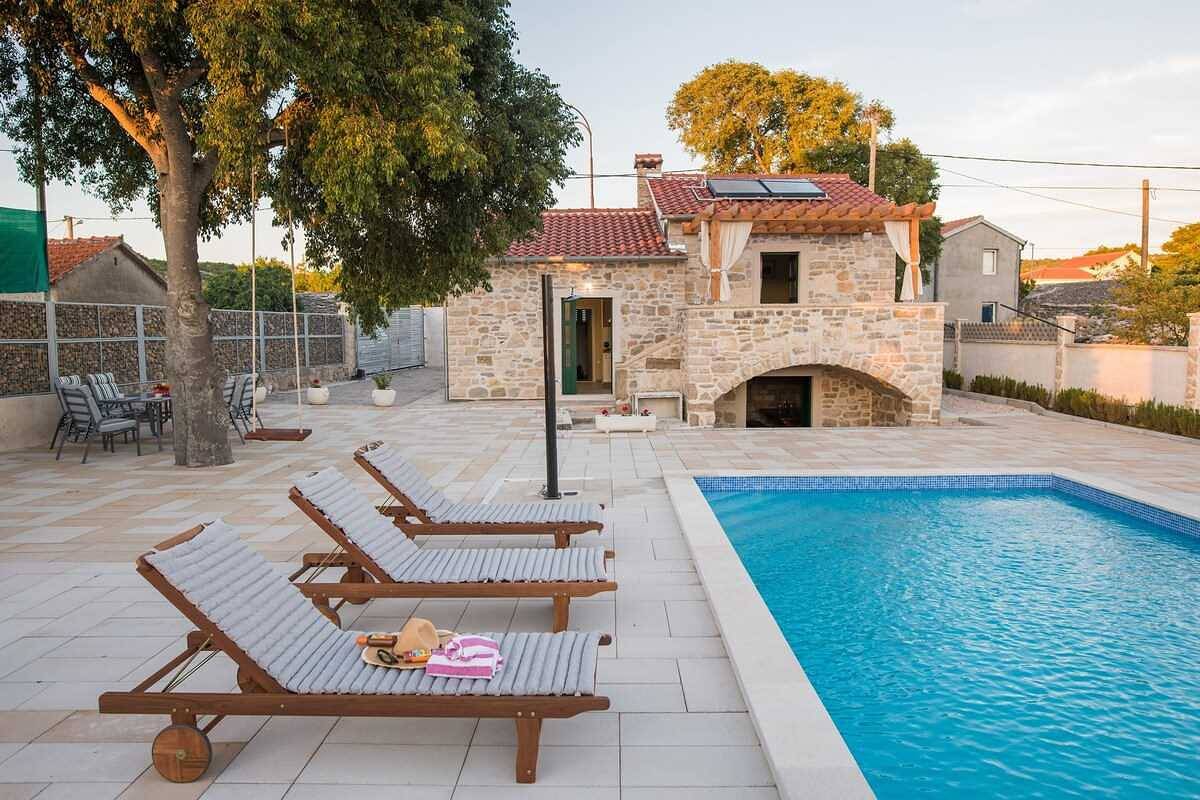 Villa für 6 Personen mit Pool in Primosten, Šibenik-Knin