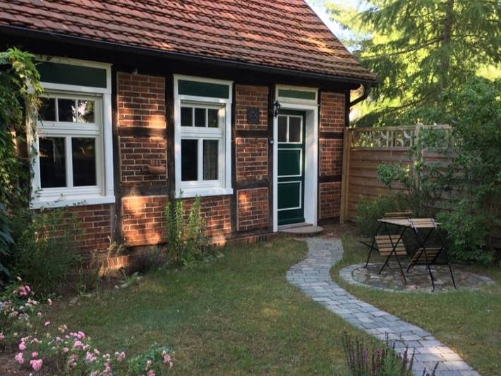 Ferienwohnung für 2 Personen, mit Garten in Lenzen (Elbe)