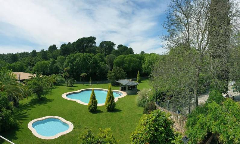 Apartamento de vacaciones para 8 personas, con vistas además de piscina y jardín en Córdoba - 2
