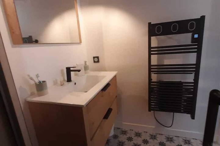 Appartement entier, 6' à pied  du centre  et  port 
Appartement Confortable dans Residence  Calme in Vannes, Côte des Mégalithes