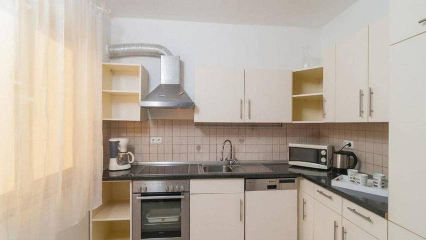 Ferienwohnung für 9 Personen, mit Garten in Split-Dalmatien - 3