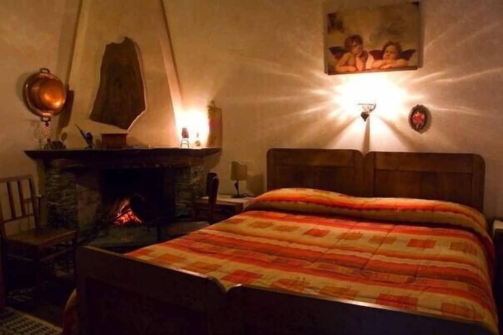 Das Su Foxile Chalet mit Grill und Pool wird vom 21. bis 24. August angeboten in Aritzo, Barbagia