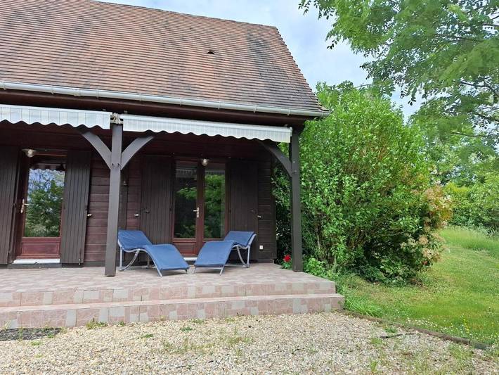 Location de vacances pour 4 personnes, avec vue et jardin à Valojoulx - 3