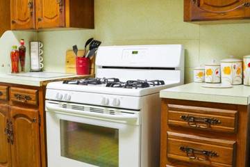 Vacation Rental for 10 Guests in Lafayette, Louisiana, Picture 4