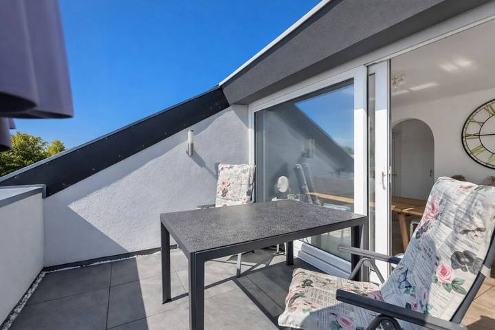 Ferienwohnung für 3 Personen, mit Balkon und Seeblick in Markelfingen - 2