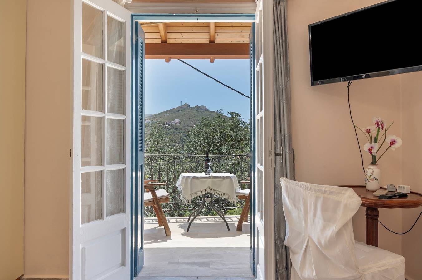 Ganzes Studio, Melina's Sunset – Romantisches Studio mit 2 Zimmern, herrlichem Meerblick und Sonnenuntergang in Mirties, Kalymnos