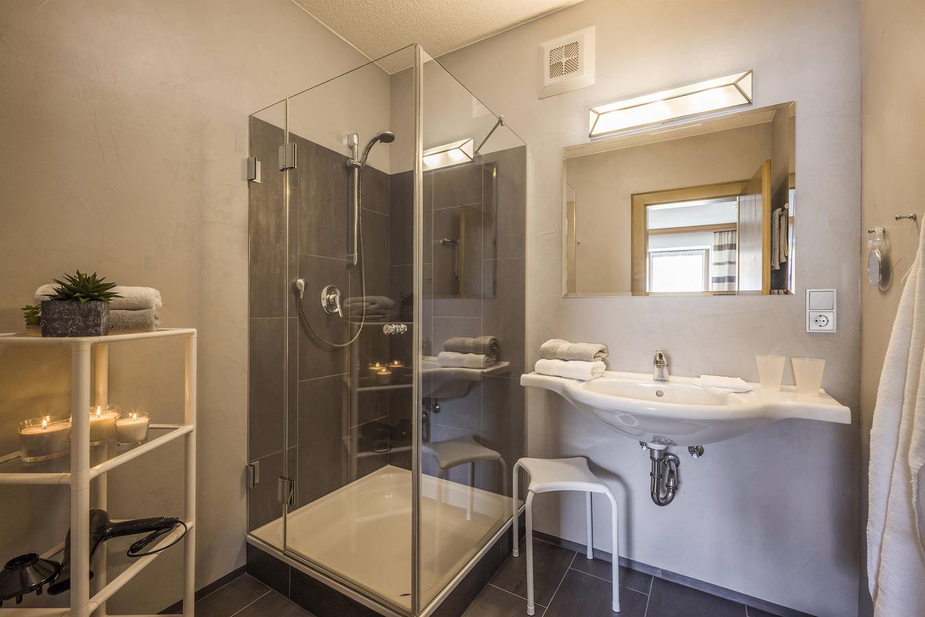 Appartement, douche of bad, Wc, foto 12