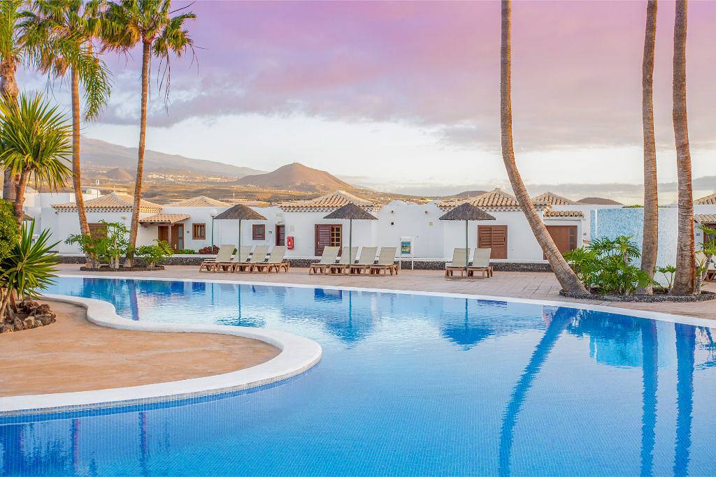 Entire apartment, Royal Tenerife Country Club in Golf del Sur, San Miguel de Abona