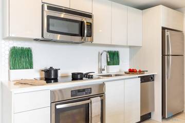 Vacation Apartment for 4 Guests in Hallandale Beach, Florida, Picture 4