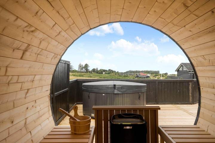 Ferienhaus für 6 Personen, mit Sauna und Terrasse sowie Whirlpool in Skallerup Klit - 2