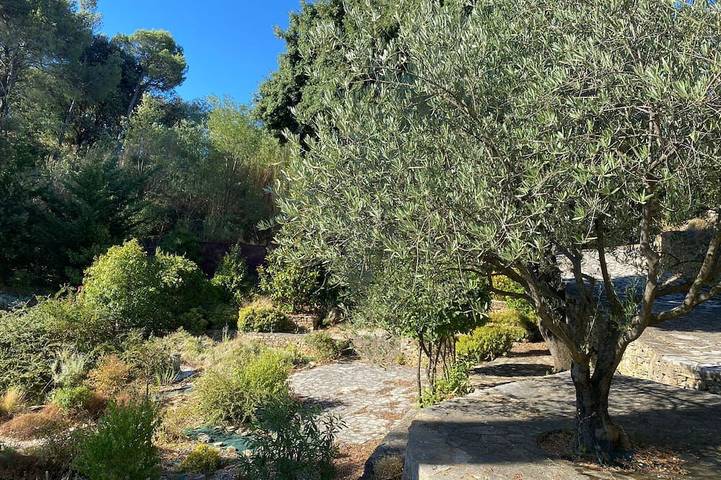 In der Provence, Außergewöhnliche Villa, Okzitanien, Gard in Bagnols-sur-Cèze, Region de Nimes