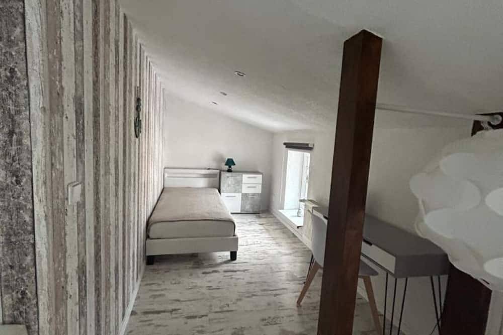 Ganze Wohnung, Schöne Ferienwohnung in Fürstensee, Neustrelitz