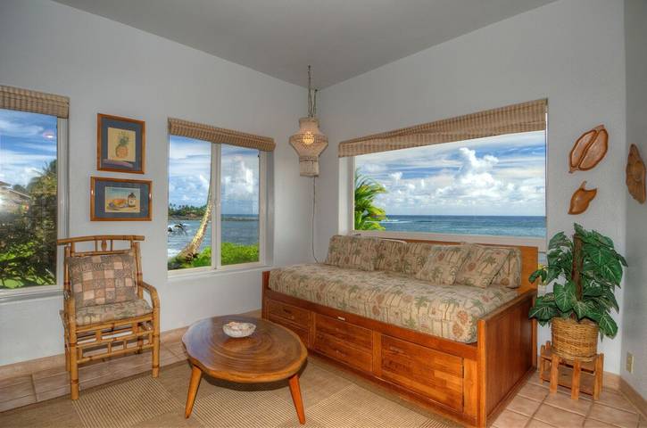 Vacation house for 8 people, with yard and balcony in Kauai