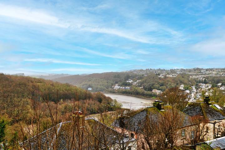 Looe Valley View in Looe, Cornouailles