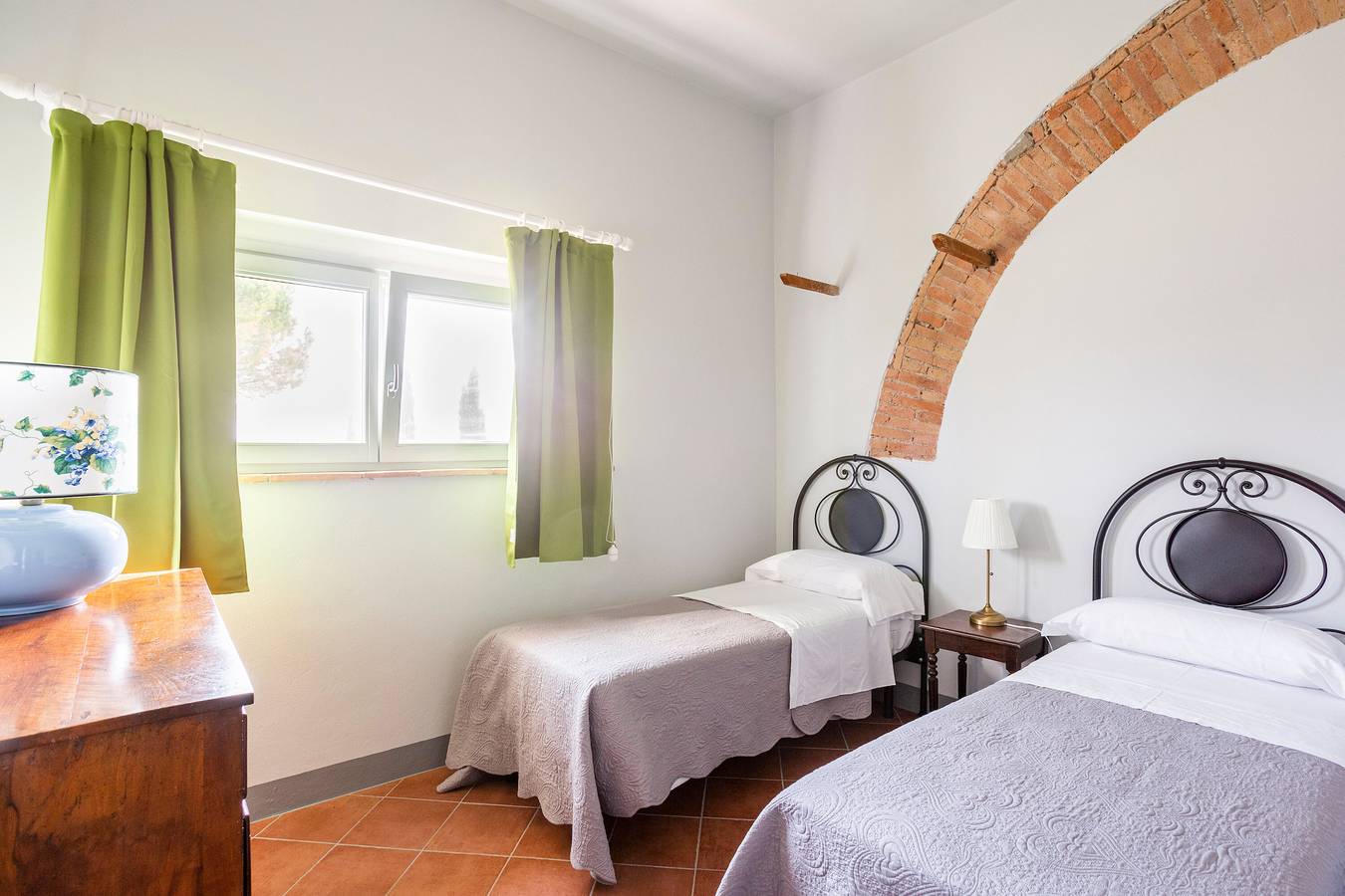 Apartamento entero, Apartamento 'Bellavista - Appartamento 2' con jardín privado y Wi-Fi in Cecina (desambiguación), Costa Etrusca
