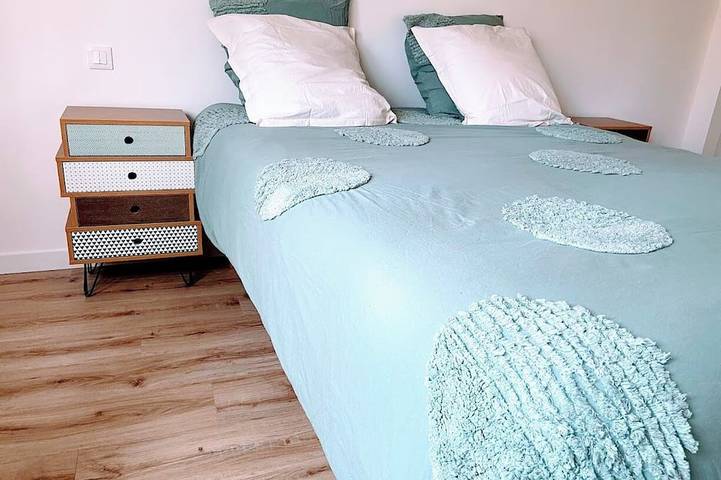 Ty ker Iliz - beaches and small shops within walking distance! in Trélévern, Costa de granito rosa