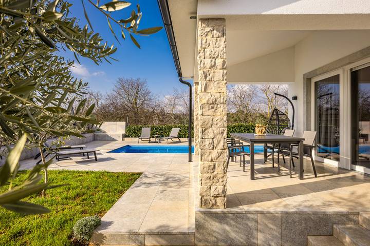 Ganze Wohnung, Apartment Oliva with Pool - Peklenk Apartments in Pomer, Südküste Istrien