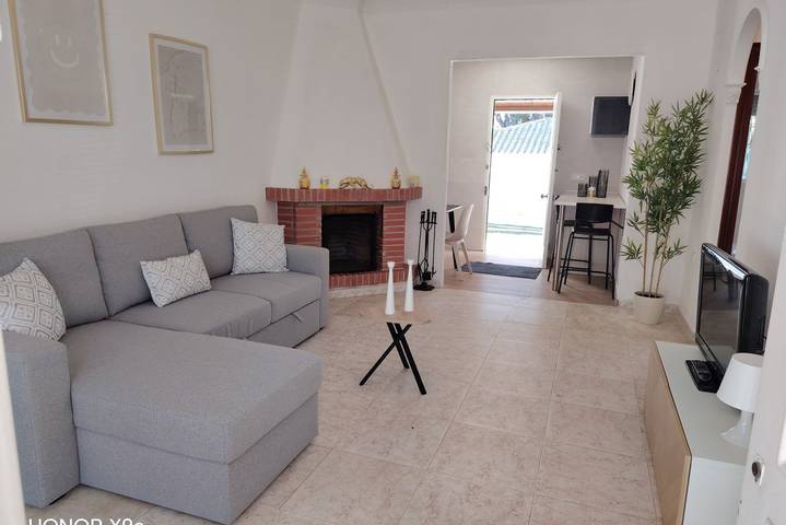 🌴 Moderne Villa | 3 Schlafzimmer mit Kingsize-Betten | Privater Pool | Großer Garten in Chiclana de la Frontera, Costa de la Luz