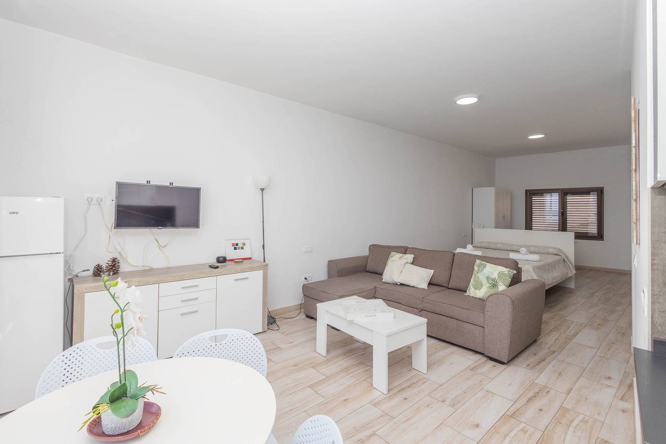 Estudio entero, Penthouse Loft - Terrace & Natural Pool in Gáldar, Gran Canaria Norte