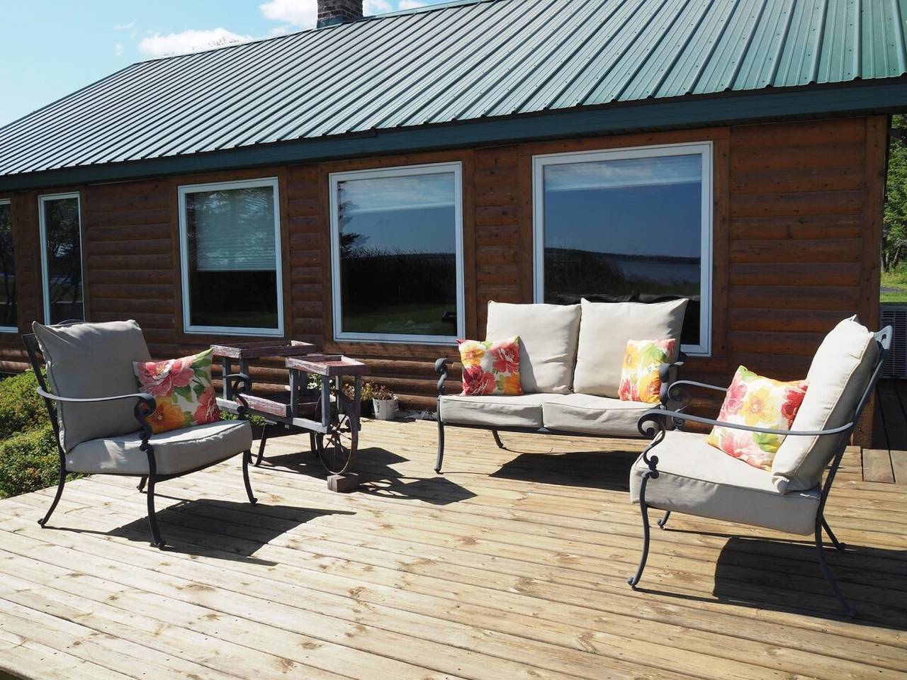 Ganze Wohnung, Malabar Cove - Lakefront, Quiet, and Relaxing! in Obere Halbinsel
