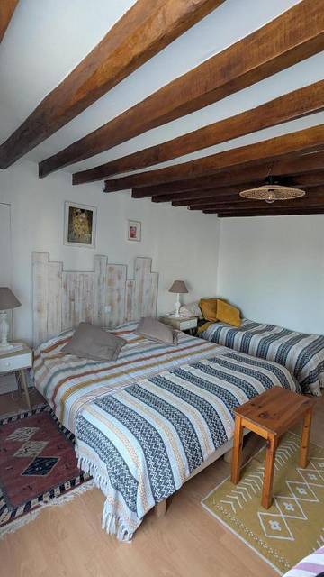 Chambre d’hôte pour 3 personnes, avec terrasse dans Boissy-le-Châtel