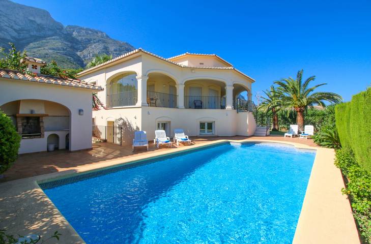 Villa für 5 Personen, mit Terrasse und Garten sowie Sauna in Dénia