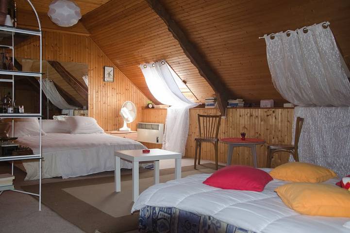 Gîte pour 5 personnes, avec jardin à Berric - 4