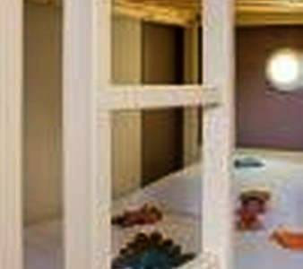 Appartement entier, Apartment with Sea View in Cap-d'Ail, Côte méditerranéenne (France)