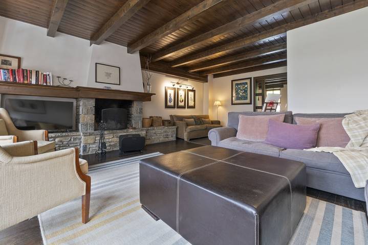 Appartement entier, Appartement de vacances pour 9 personnes avec terrasse in Bagergue, Naut Aran