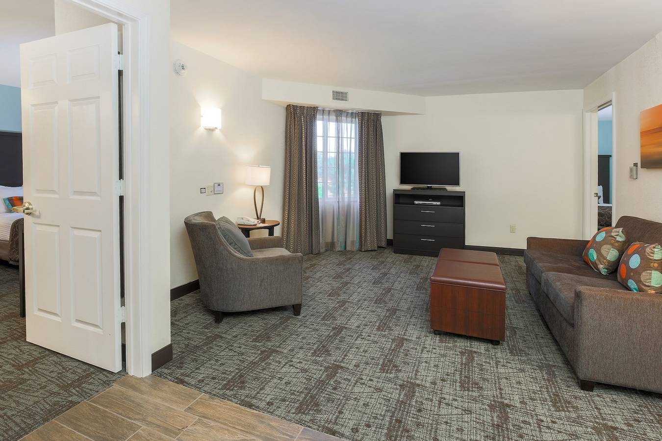 Apartamento entero, Staybridge Philadelphia - Mt.Laurel in Municipio de Mount Laurel (Nueva Jersey), Condado de Burlington