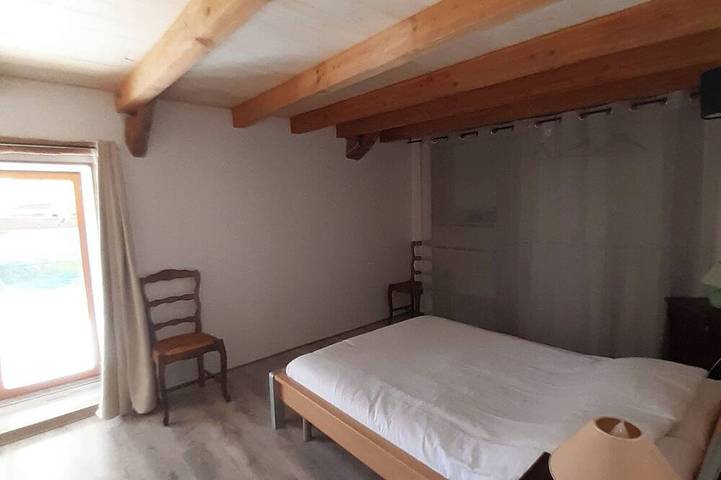 Maison de vacances pour 10 personnes, avec piscine ainsi que terrasse et jardin, animaux acceptés