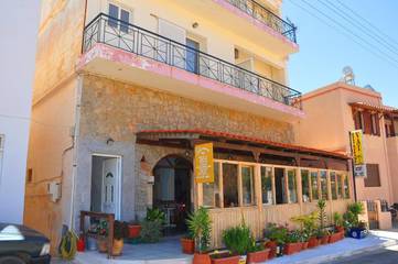 Cottage pour 2 personnes, avec balcon et vue dans Palekastron